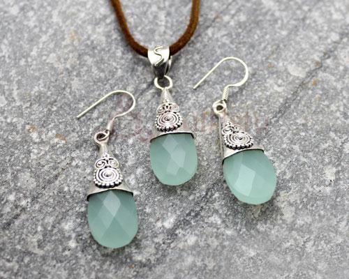 Dew drop stone earrings-   Aqua Glass